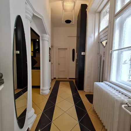 Phoenix Apartment Budapest Exterior photo